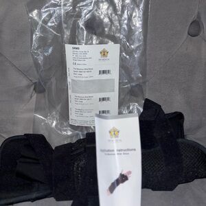 NEW DR Medical Black Wrist Brace Left - Supportive Stabilizer